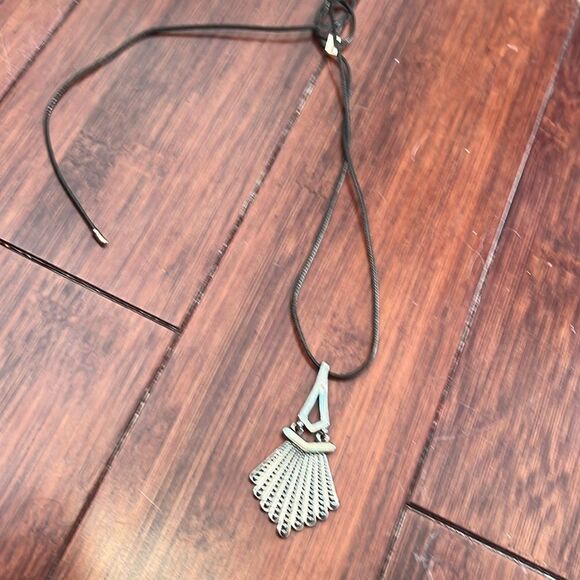Silver Pendant Necklace - Brand New - Black Adjustable Length - Picture 1 of 4